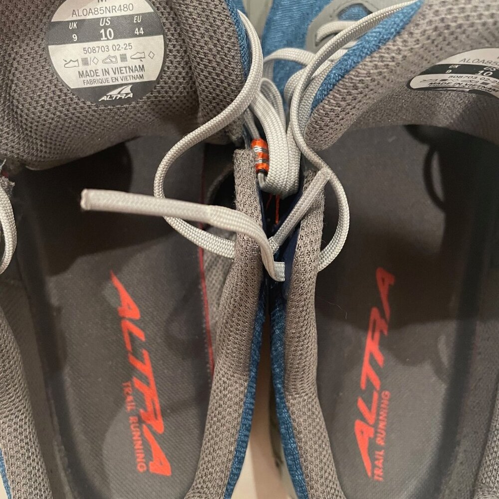 Altra Outroad 3 - Picture 2 of 8